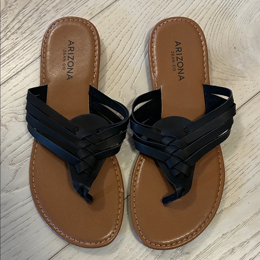 Arizona Jean Company Black Braided Thong Sandals